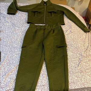 Olive Quilted Chevron Cargo Joggers and Zip Jacket Set